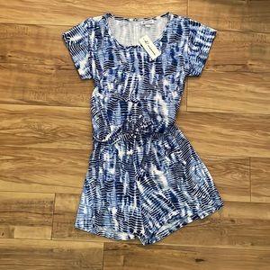 Oh! Mamma blue/white tie dye maternity romper size medium. Zips in back. NWT.